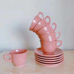 SOLD- S/6 Tea Cups & Plates